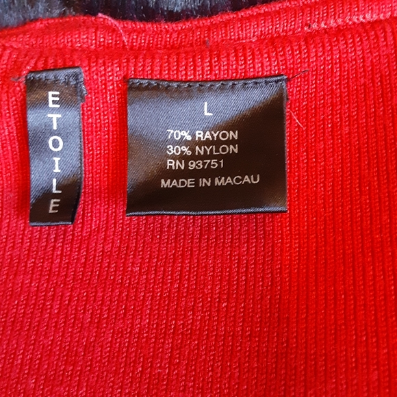 ETOILE, Rayon Blend, Scoop Fur Collar Pullover, Size Large - Picture 3 of 8